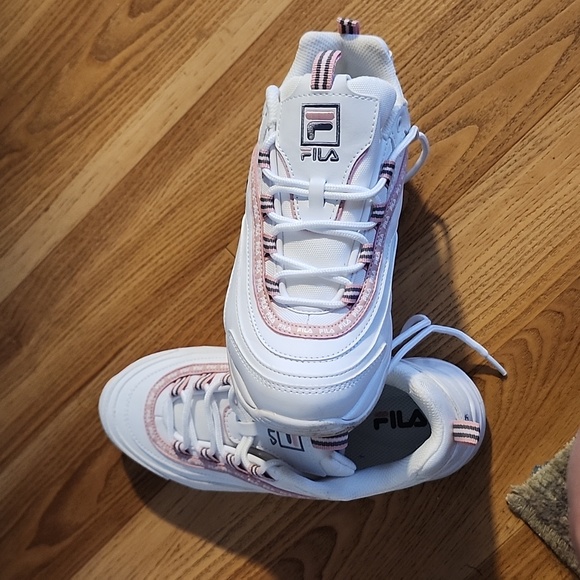 Fila Disruper Size US 7.5 - Picture 2 of 4